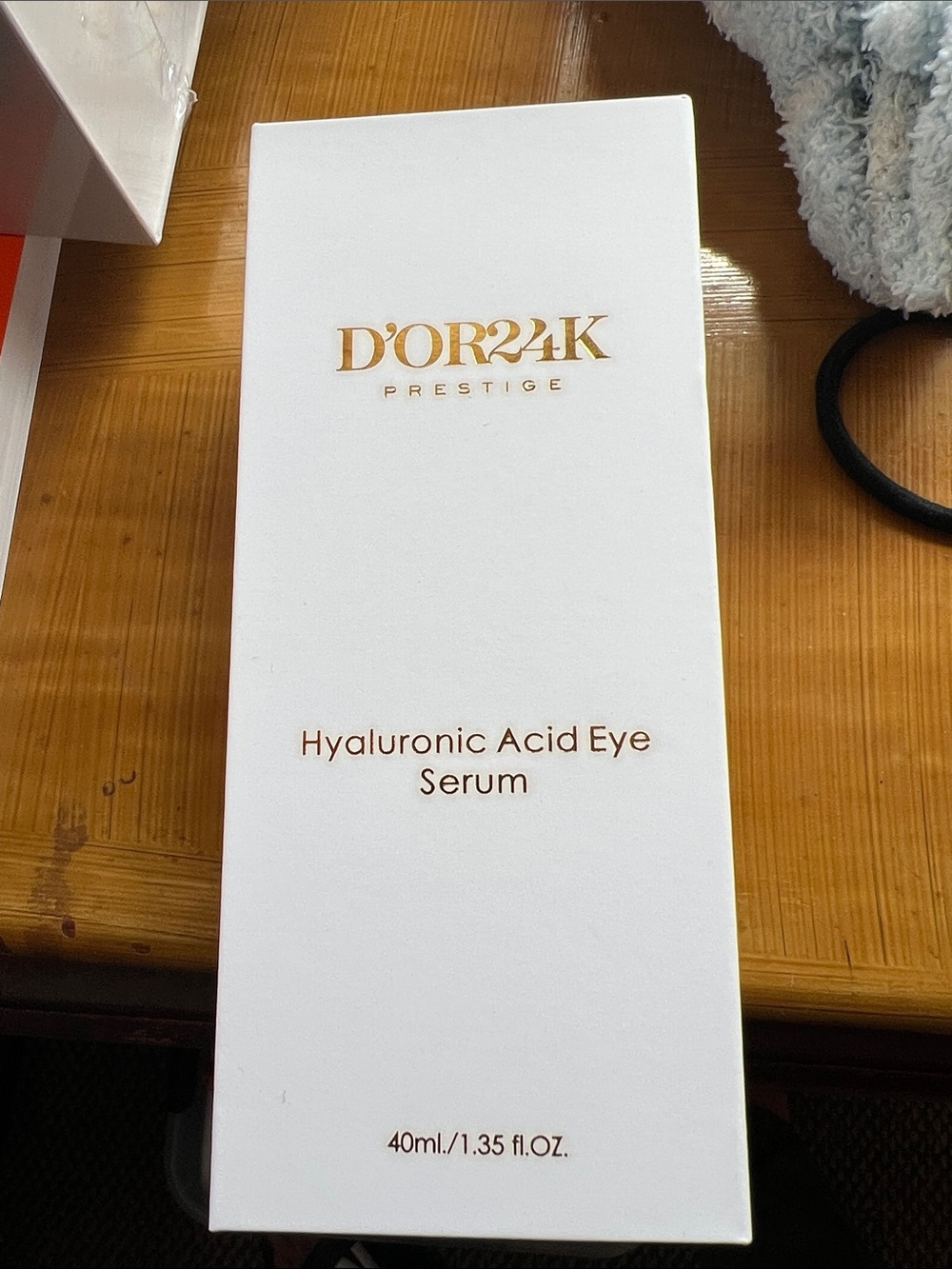 Hyaluronic Acid Eye Serum – White & Gold